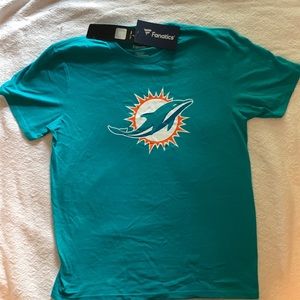 Miami Dolphins Short sleeve tee.